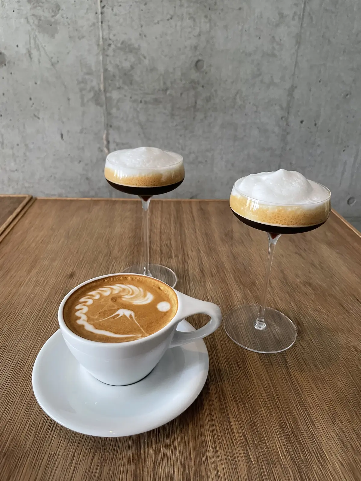 スウェットで春のカジュアルコーデの画像_8