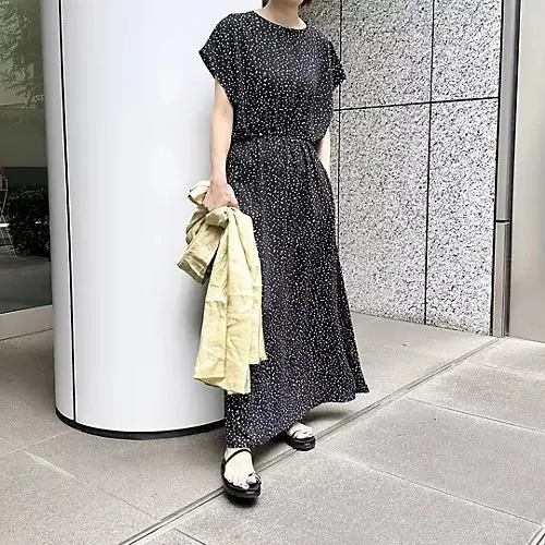 【50代 ファッション】旅の楽しみはおしの画像_6