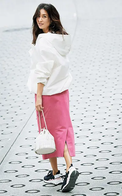 大人こそ似合う！ トーン・テイスト・ブラの画像_4