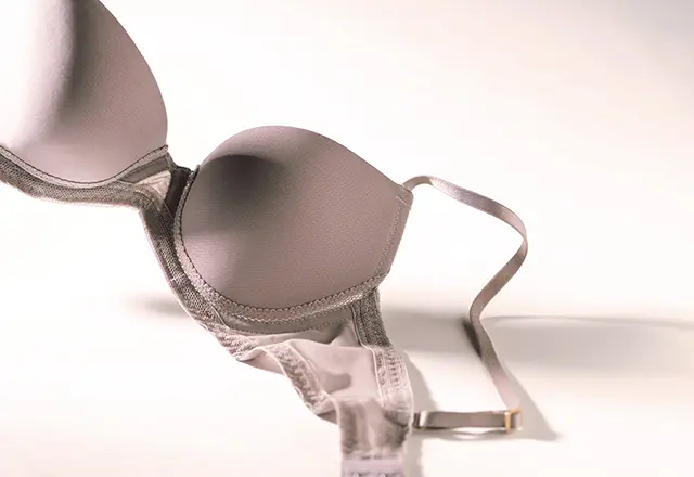 「D’LINGE（ディランジュ）」のブラ