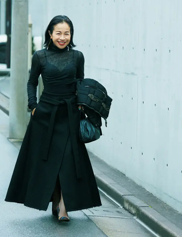 エディター・宮崎桃代さん　冬のロングスカートコーデ