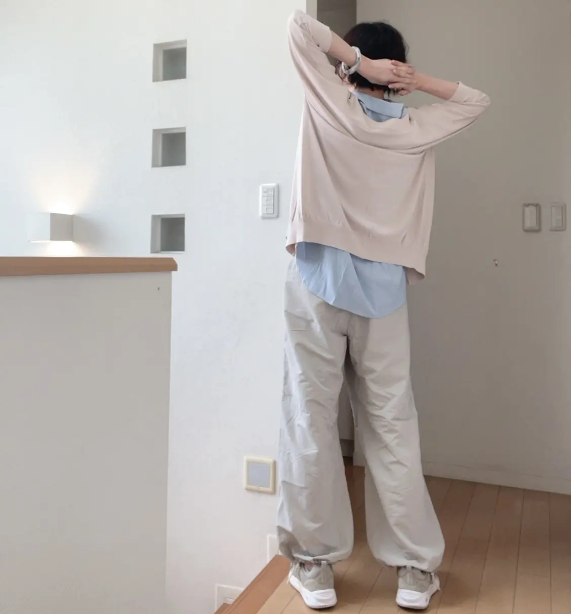 初夏コーデ♡薄淡カラーノースリーブ＆カーの画像_6