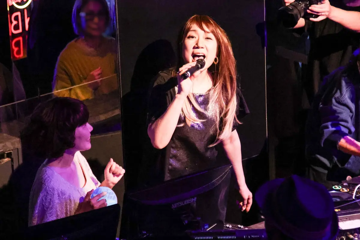 【SATURDAY NIGHT FEVEの画像_5