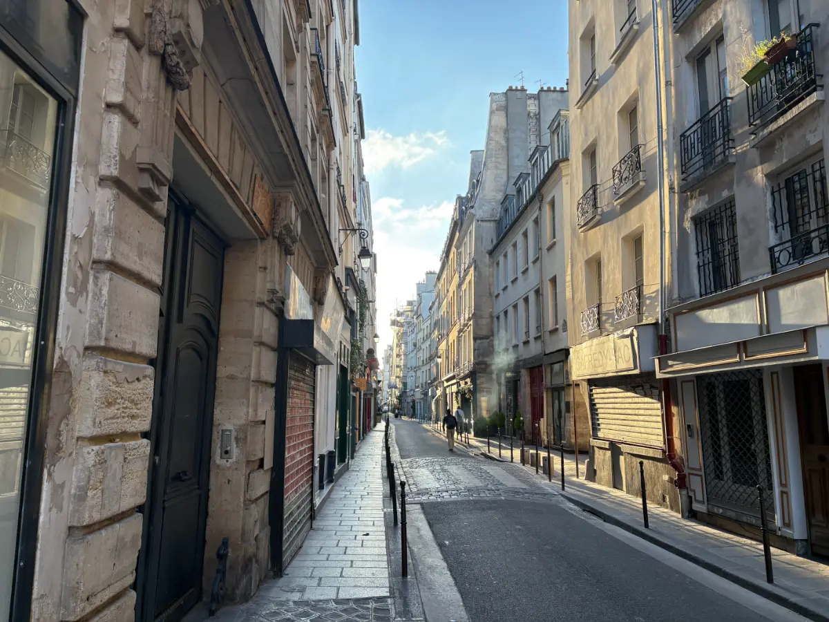 フランスの朝の風景