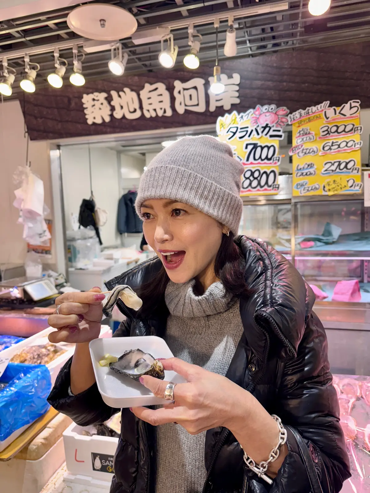 SLOANEのタートルネックニットで楽チの画像_7