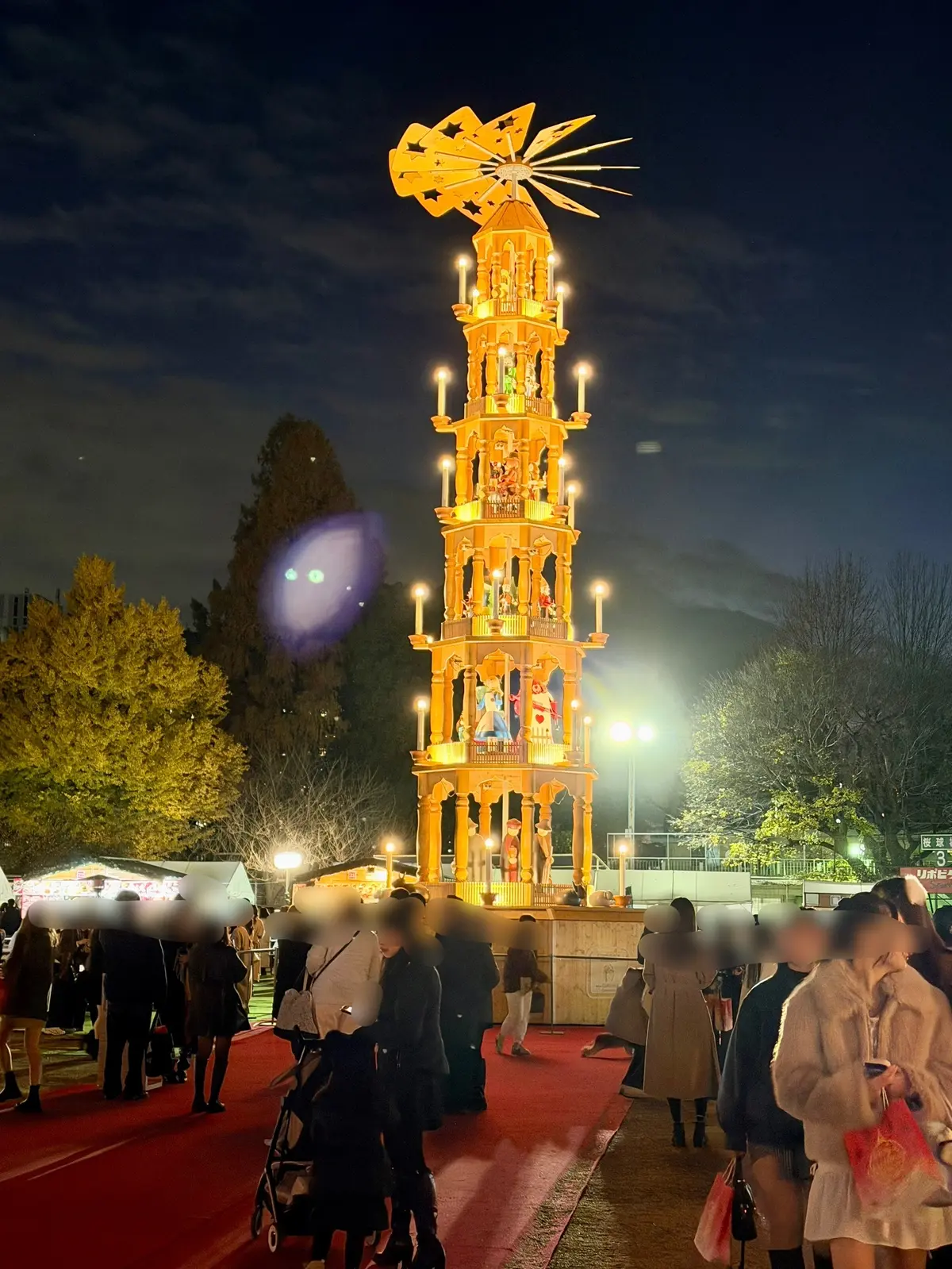 外苑 クリスマスマーケット　シンボルツリー