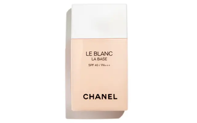 ル ブラン ラ バーズ ロゼ 30㎖ ￥6,930／シャネル