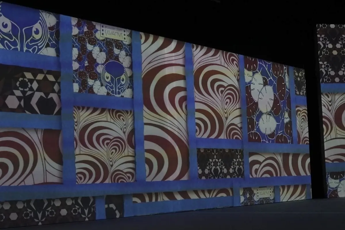 クリムトの没入型展覧会★「クリムト・アラの画像_7