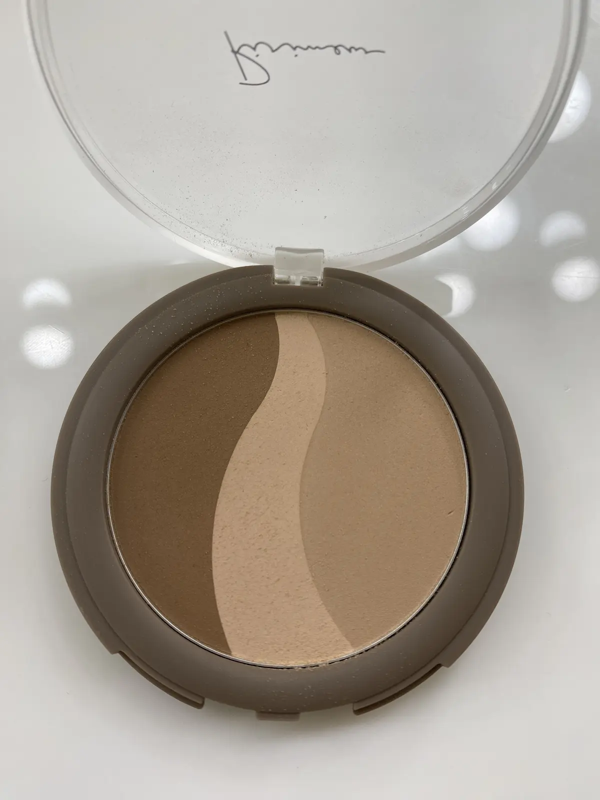 リリミュウ　シアーマットシェーディング　02　ベージュトーン