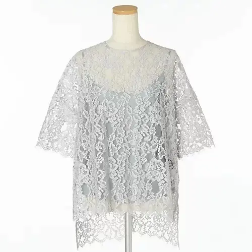 【50代 週末コーデ】旬のムード漂うシアの画像_2