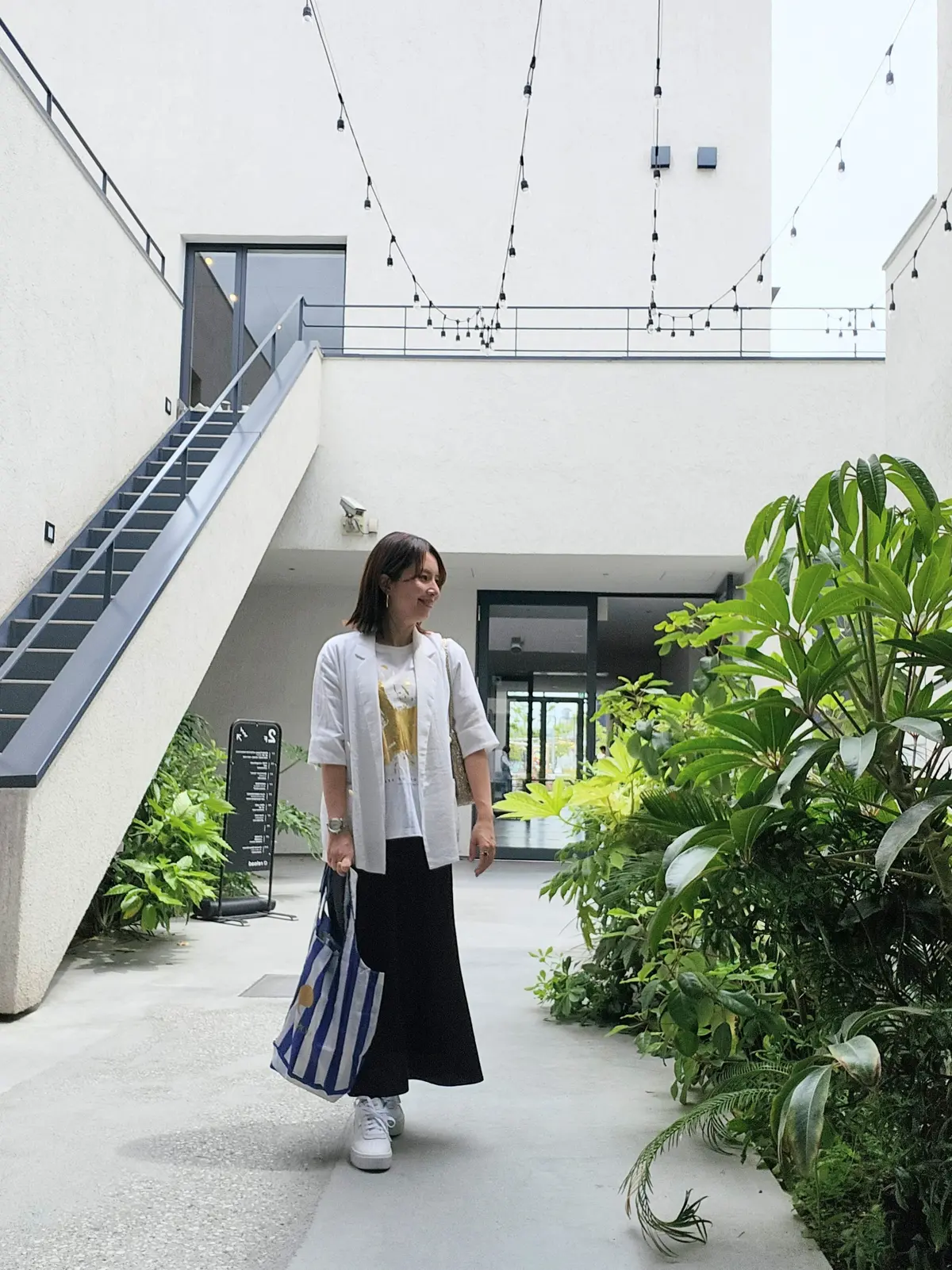 PUMA、プーマ、スニーカー、白スニーカー、40代ファッション、ZARA、ザラ、Tシャツ、アンテプリマ、スタイルデリ、セッキオスティローゾ 、UNIQLO、ユニクロ