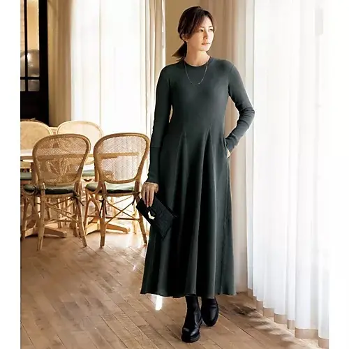 GALLARDAGALANTE×eclat サーマルフレアワンピース ￥26,400