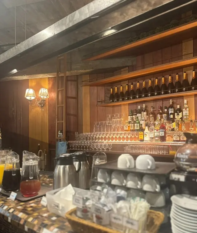 魅力的な女性が集まる新年の女子会へ。の画像_5