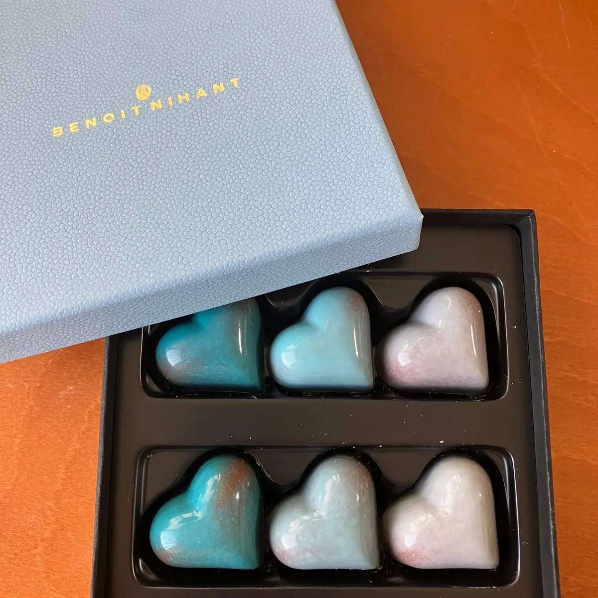 ブノワ・ニアン「ブルー デ トワ '24」￥3,300