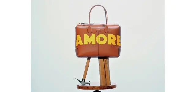 バッグ本体に好きな文字をレタリング