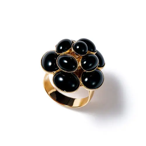 年末年始に活躍、気負わず着られるお呼ばれの画像_3