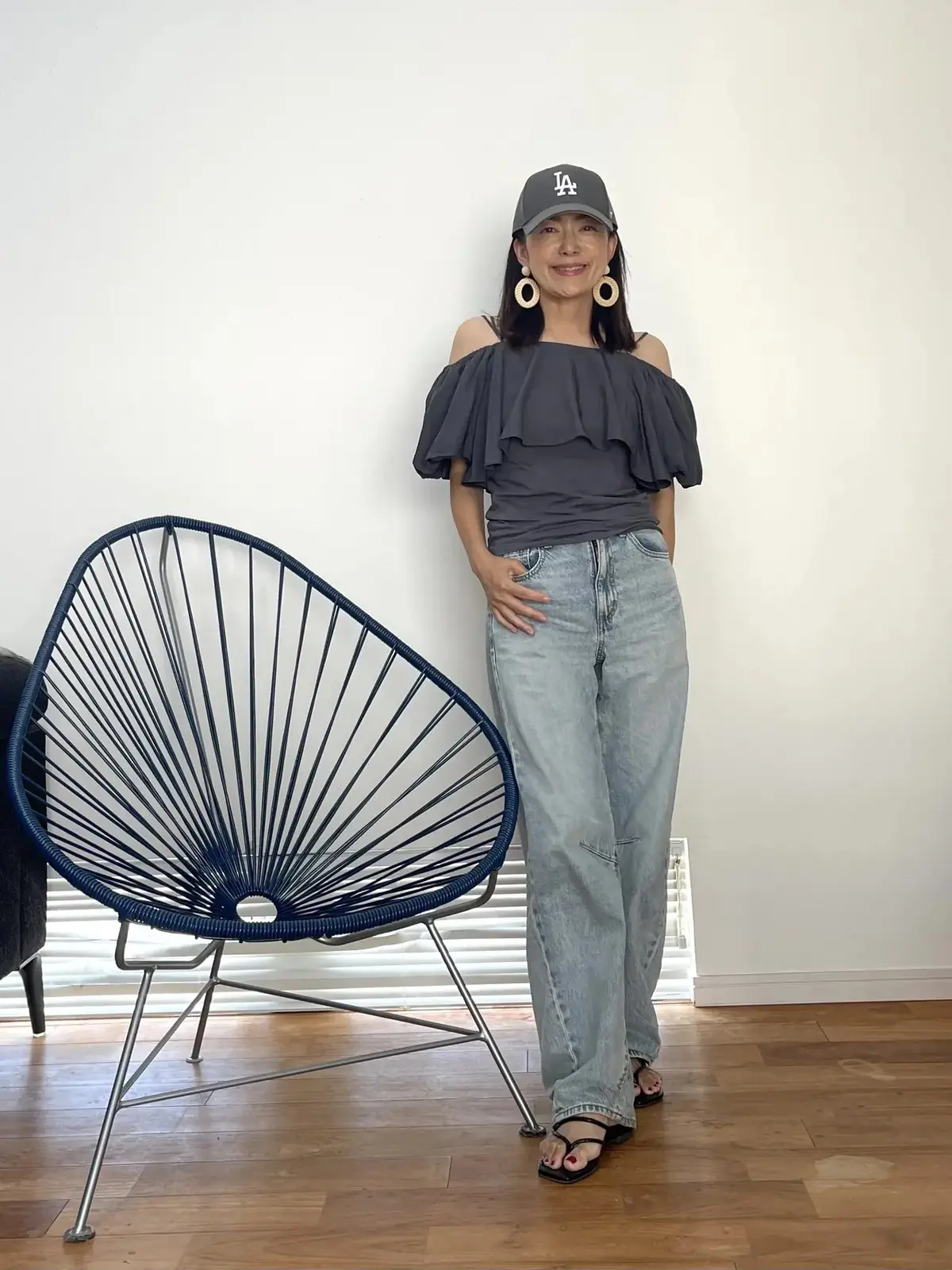 ユニクロ チューブトップ・デニムパンツ愛用　エクラ華組 宮原江里子さん