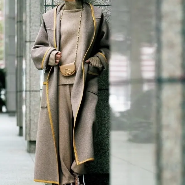 富岡佳子さんが着る、街で華やぐ「印象派コート7選」