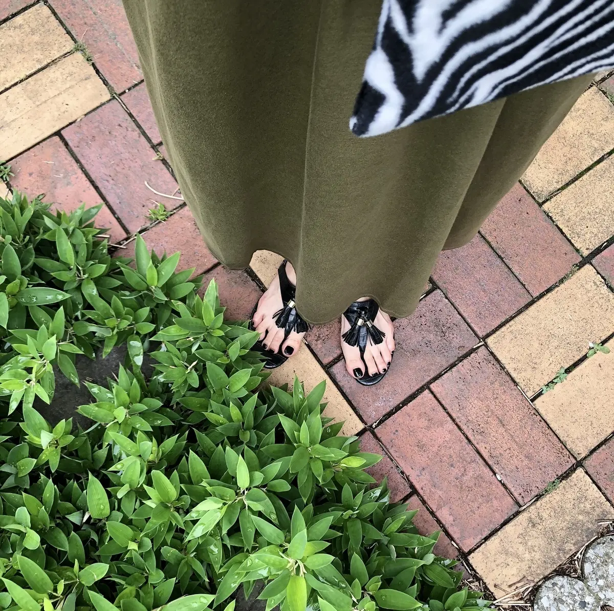 H&Mのタッセルサンダル