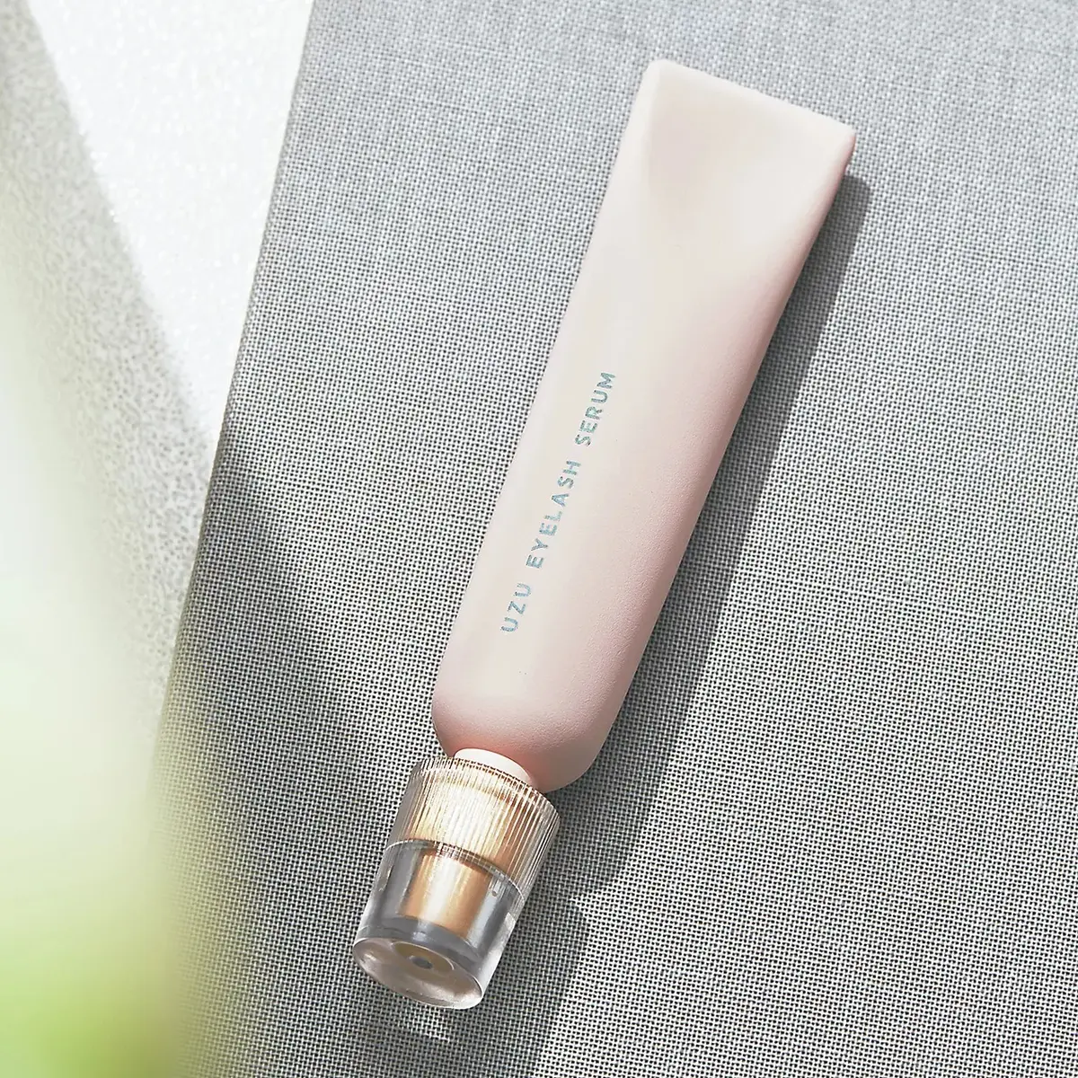 UZU BY FLOWFUSHI UZU まつげ美容液 ￥1,650（税込）