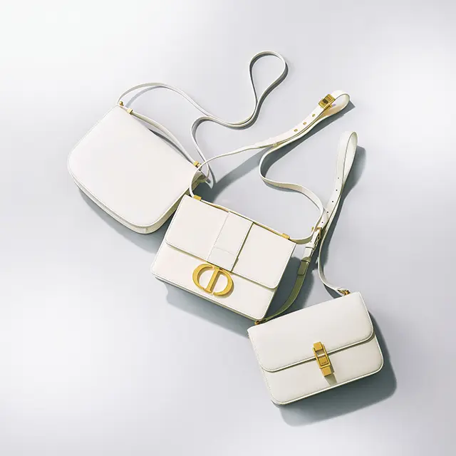 洗練見えと旬のムードを約束する「かっちりショルダー」