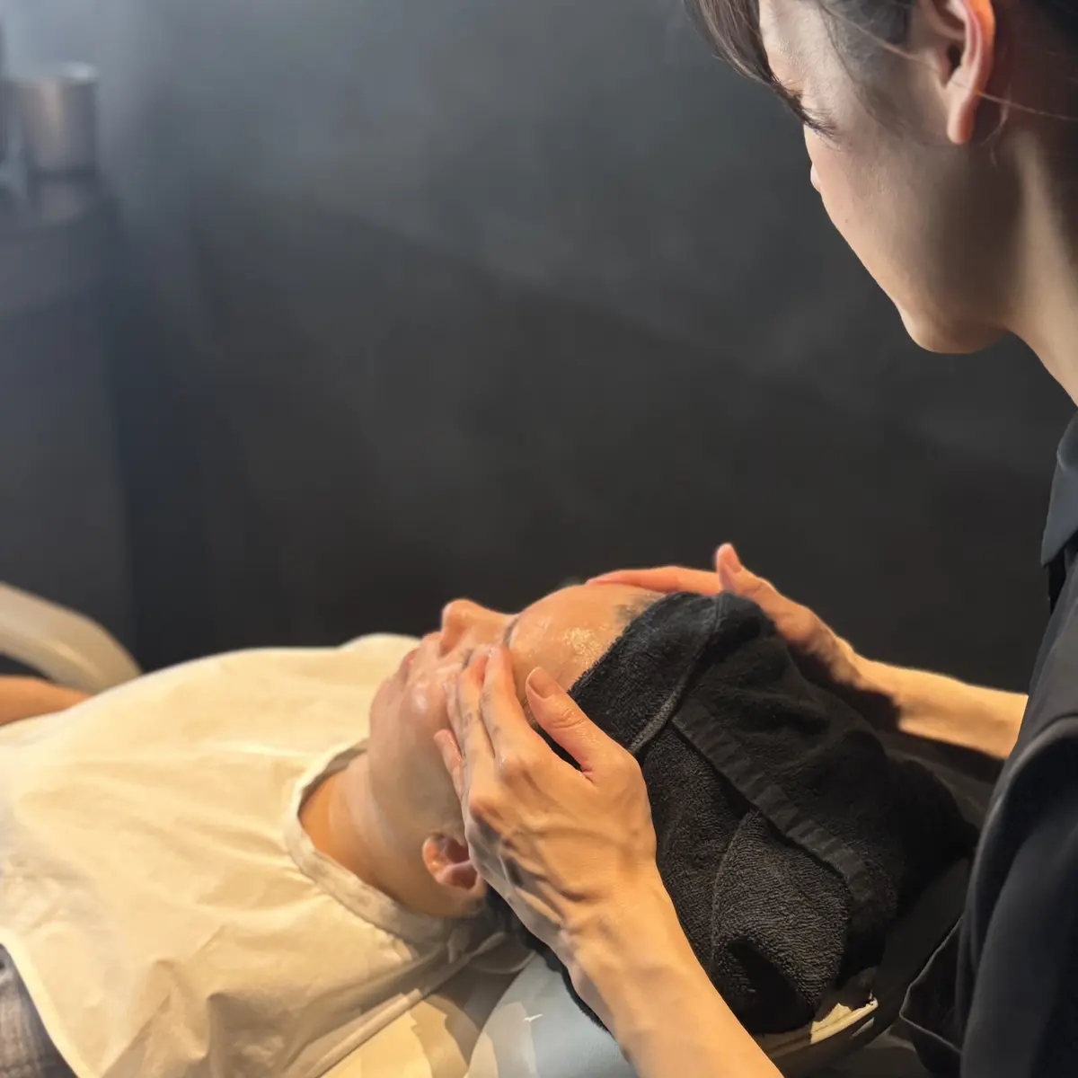 肌の筋トレ？新感覚スキンケアジム「estの画像_4