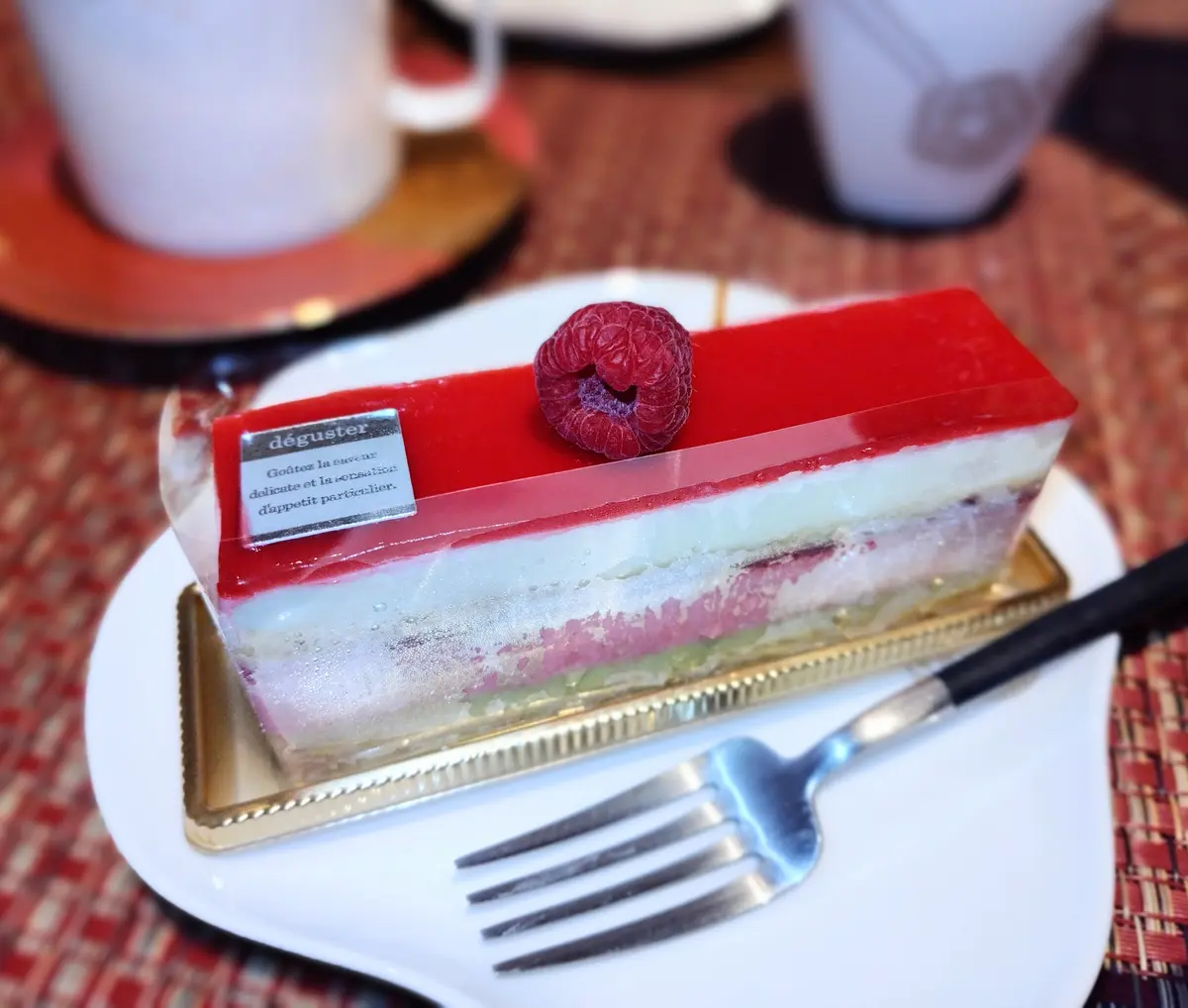 THE HOTEL SANRAKU KANAZAWA（ザ ホテル山楽 金沢）ティータイム　ホテルスィーツ