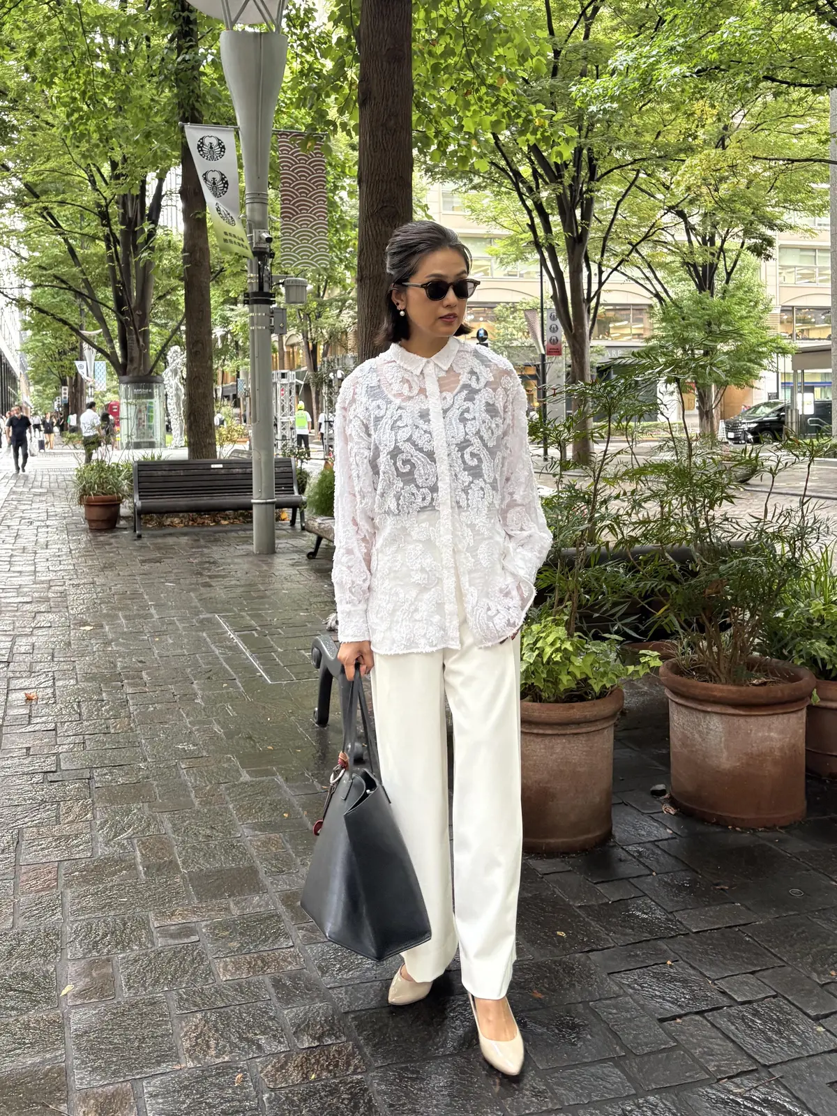 E by eclat 優美はセミワイドパンツ　ホワイトパンツ　オールホワイト