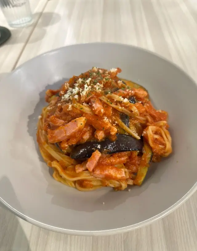 夜はお楽しみのディナーへ。の画像_6