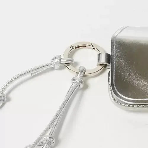 大人のための水着と水際アイテム【50代 の画像_36