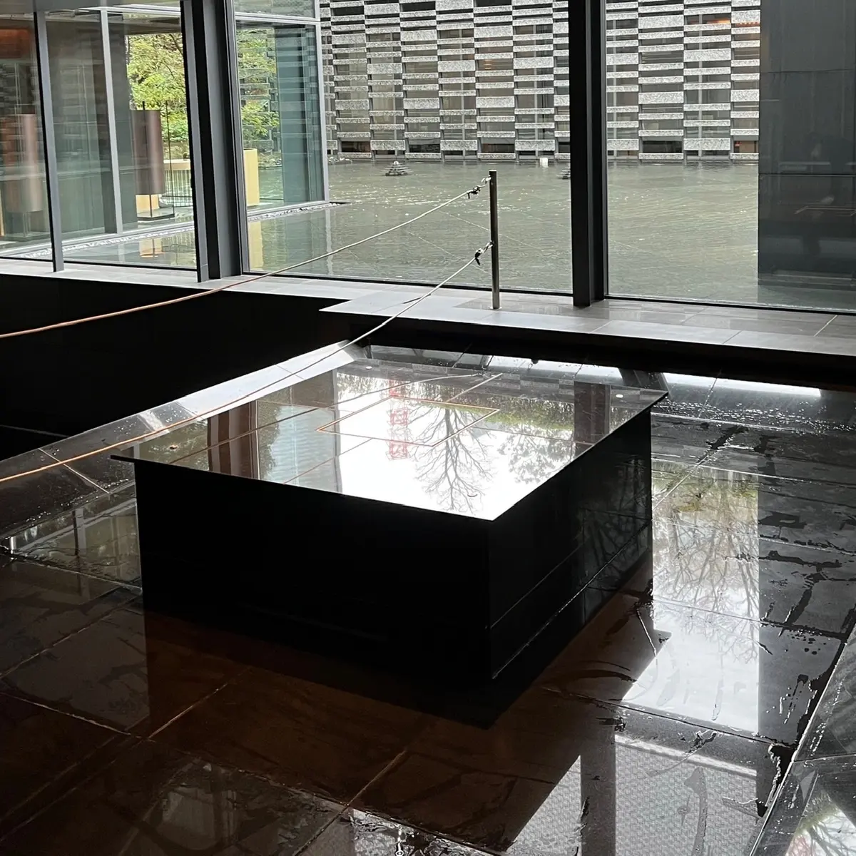 夢（む）の大理石