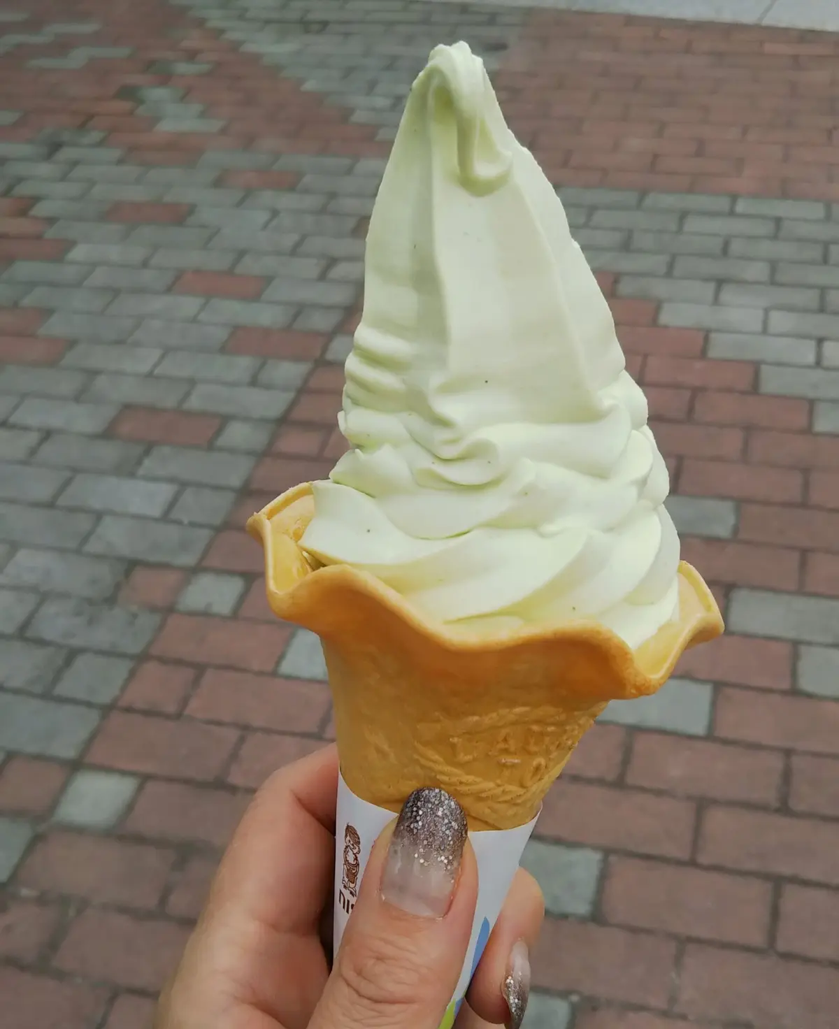 道の駅よこはま　菜の花ソフト