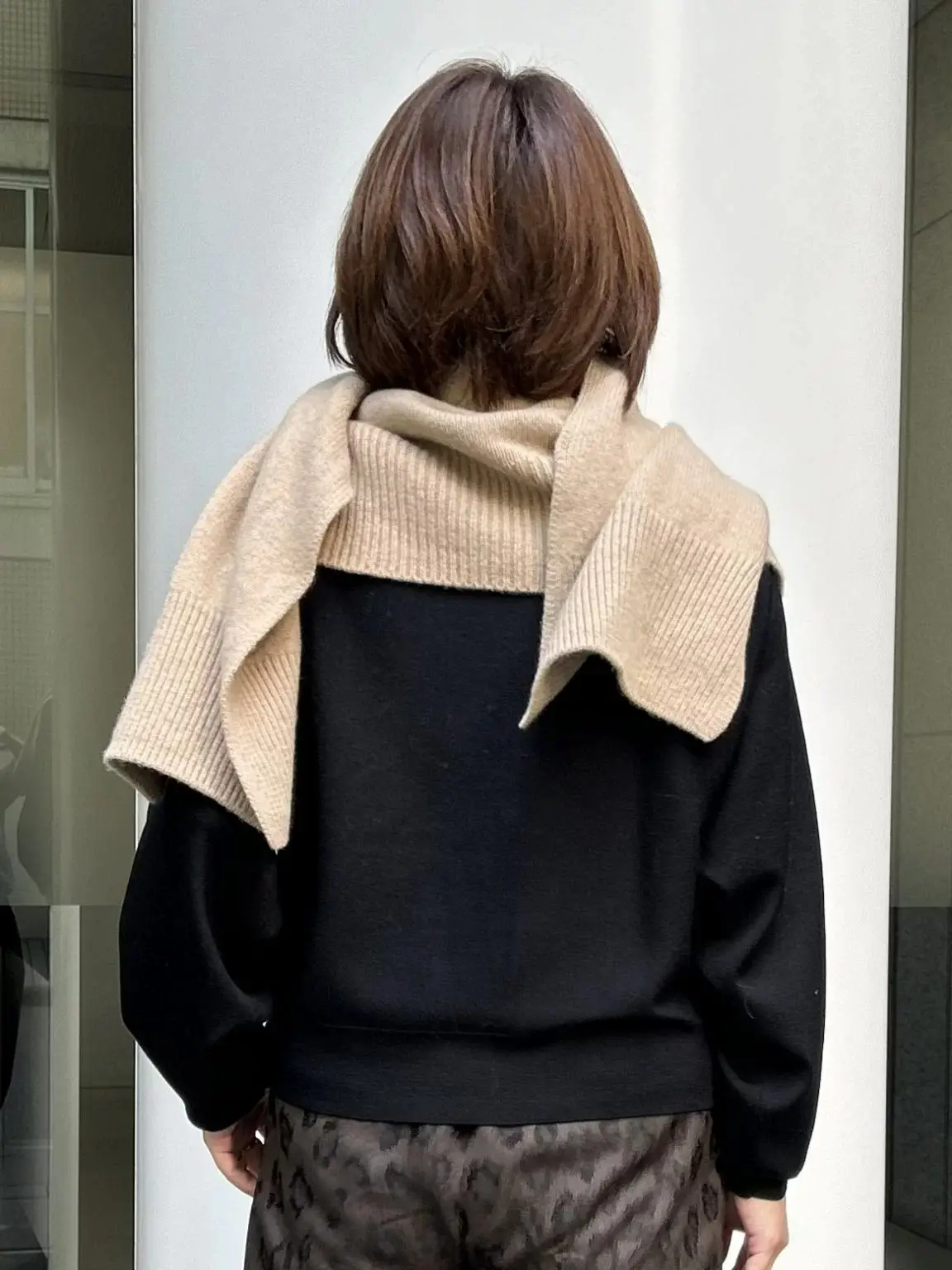 巻くだけでお洒落に変身♪都会的な抜け感をの画像_8