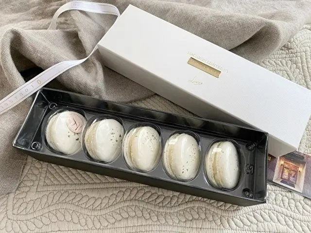 マカロン　ゴルゴンゾーラ