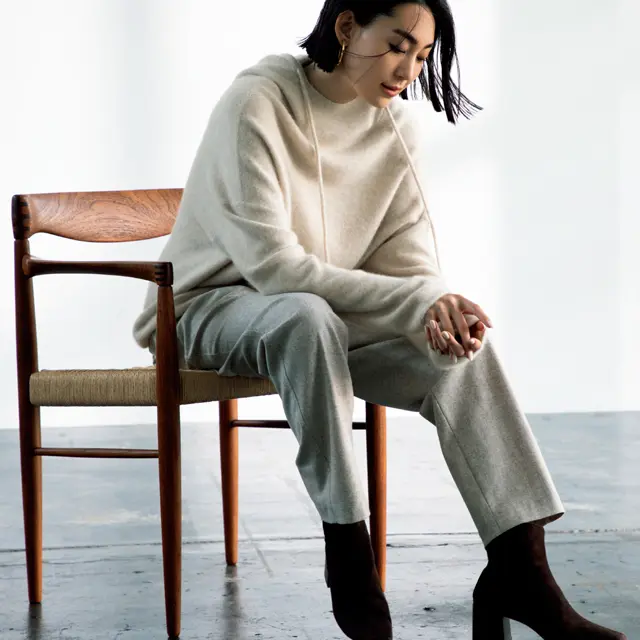 ベージュワントーンコーデ