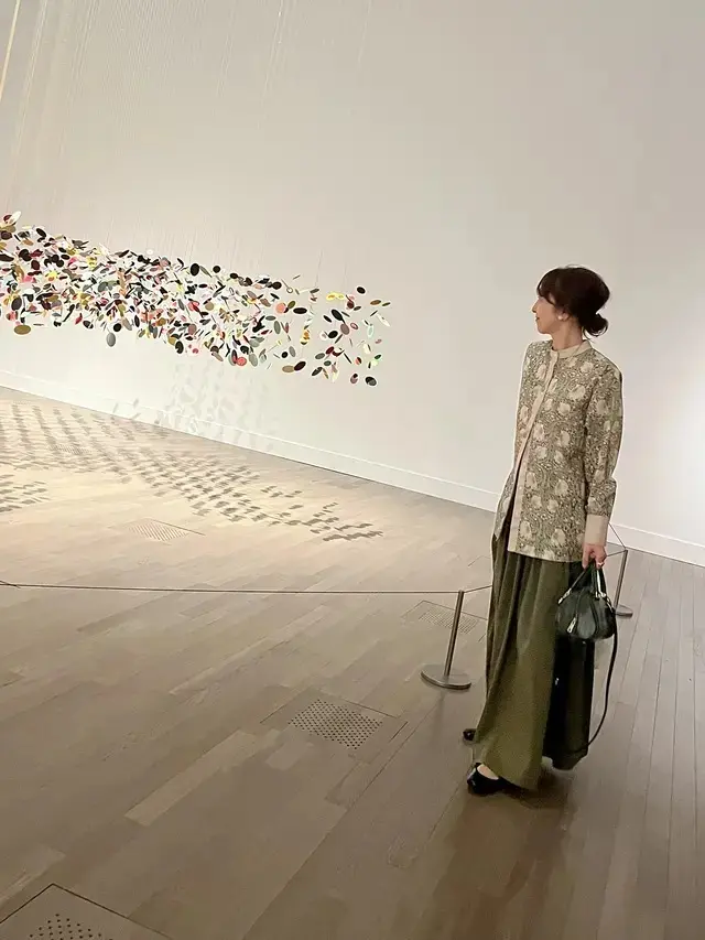 華組　スカートコーデ華組