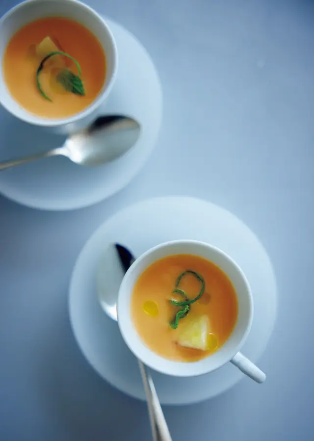 桃のガスパチョ