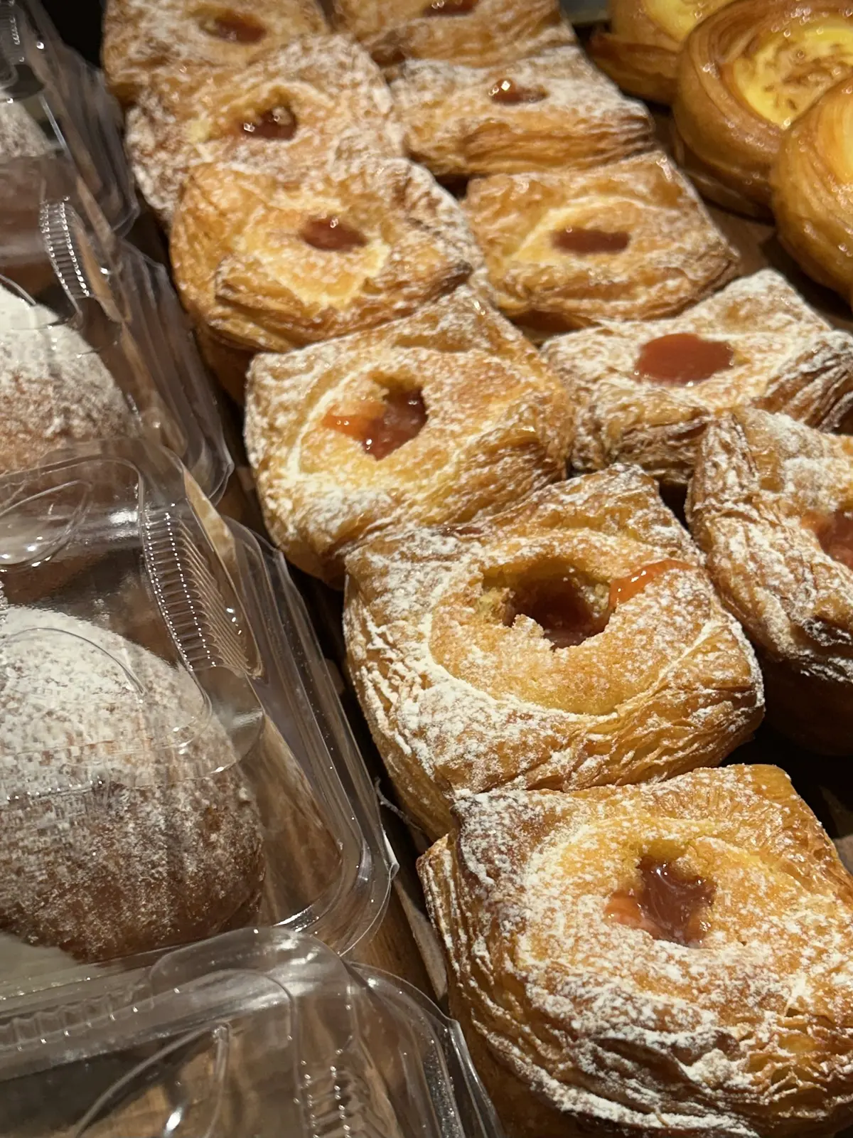 ハレクラニ　朝食　ハレクラニベーカリー　メニュー