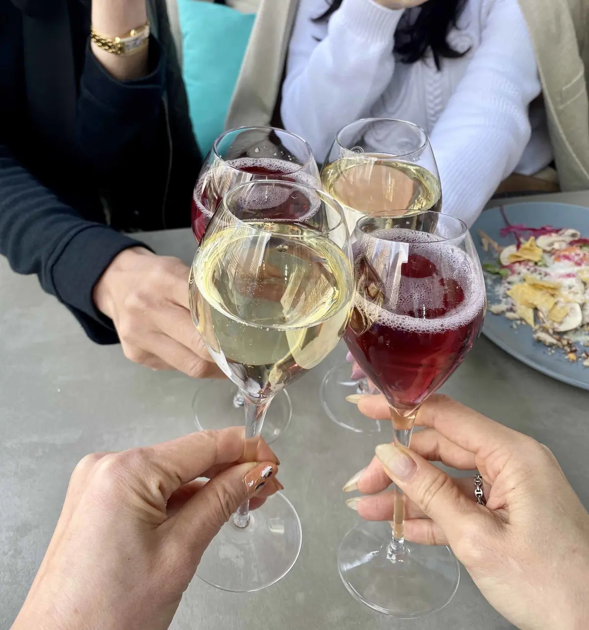 スパークリングで乾杯