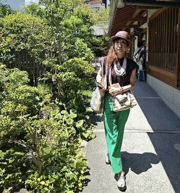 倉敷旅2日目はグリーンのパンツコーデで！の画像_2