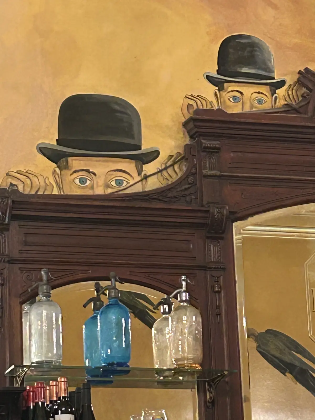 ブリュッセルの名店「La Roue D’or」　夕食　グラス