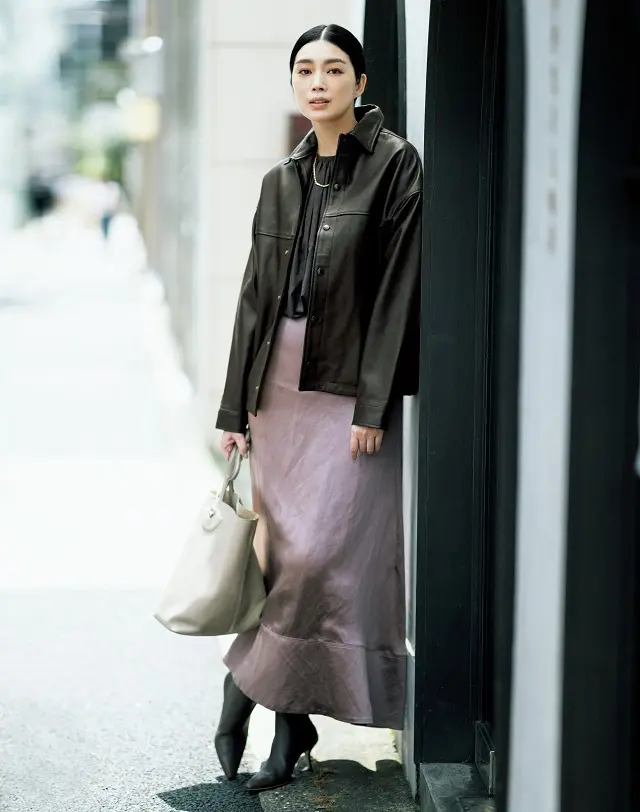 カジュアルときれいめを足し引きできるのがうれしい