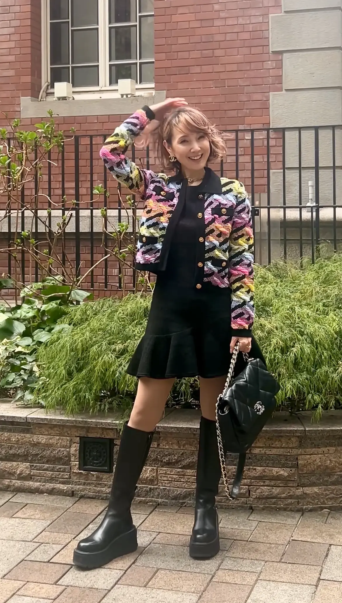 開運コーデ13 東京駅を見下ろすレストラの画像_1