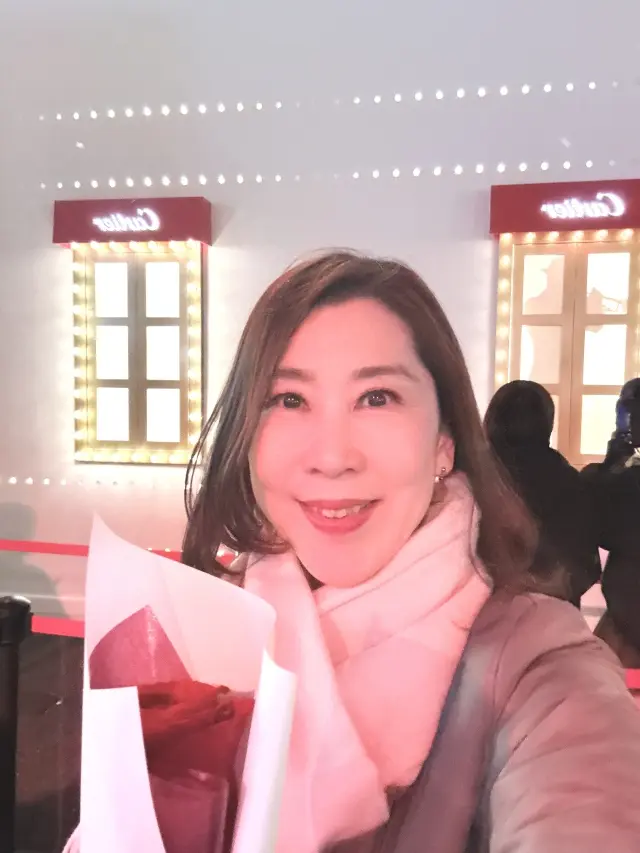 真紅のバラ🌹カルティエの嬉しいプレゼントの画像_2