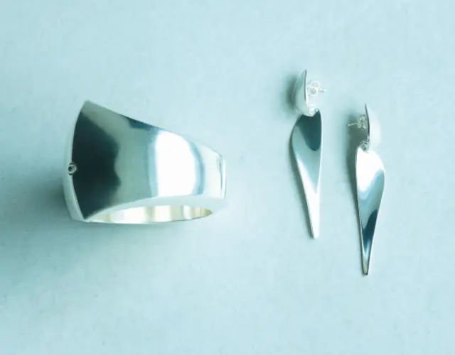 ジョージ ジェンセン「ナナ ディッツエル」