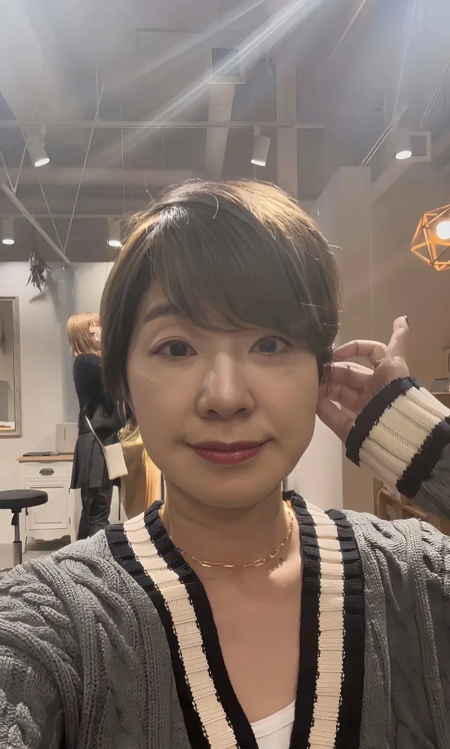 春物のZARAのカーディガンはトラッド風の画像_4