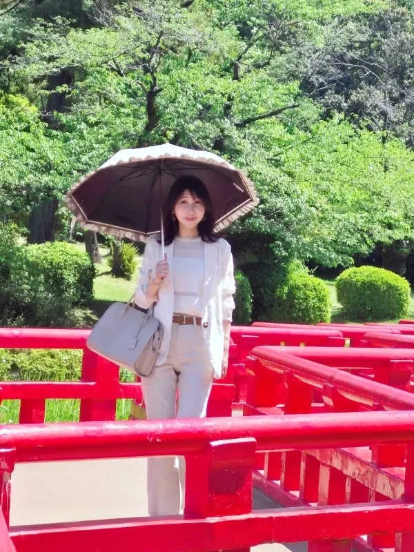 今が見ごろのバラ園と｢孤独のグルメ｣で人の画像_3