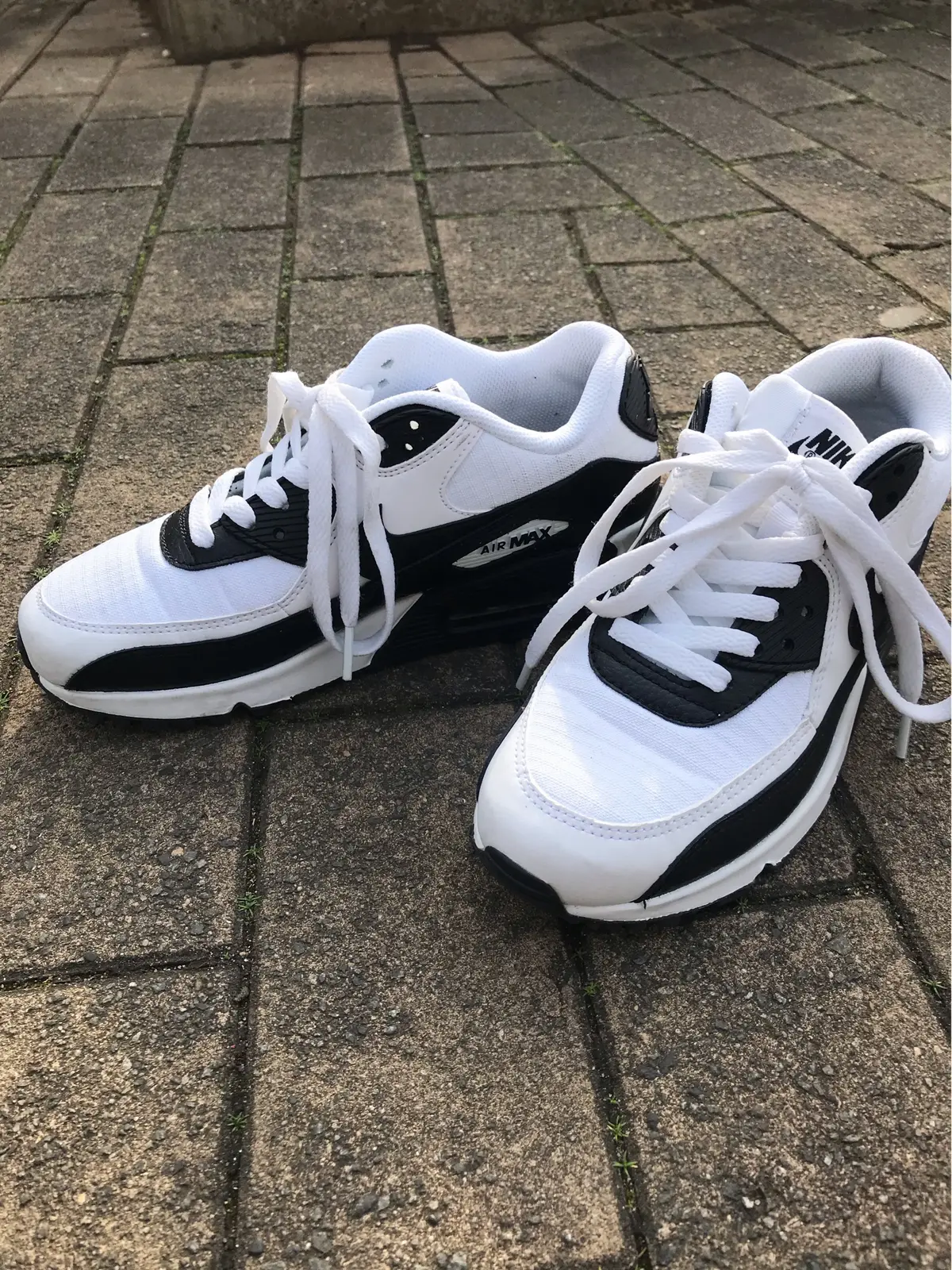 ナイキエアマックス90に今更ハマるの巻♪の画像_1