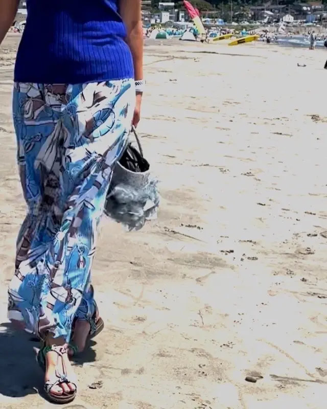 Jマダム　ブルーコーデ　湘南　海コーデ　海色コーデ　エクラ　50代ファッション　４０代ファッション