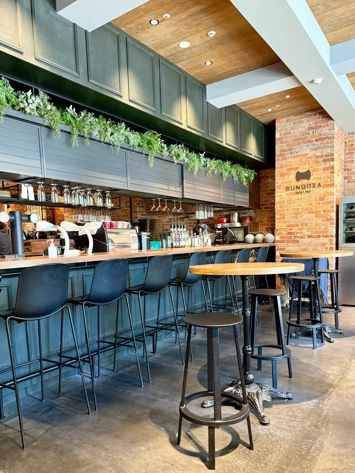 銀座カフェ　BUNDOZA  　ザ・スクエアホテル銀座　店内写真